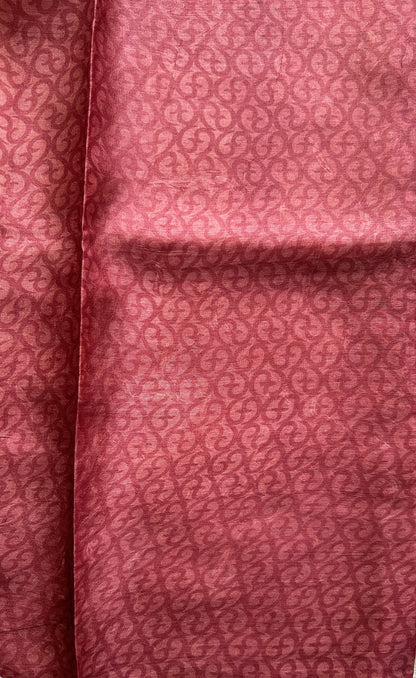 Banarasi Crepe silk Saree Onion Pink colored complemented with a borderless. - Sampradaya Designer Studio