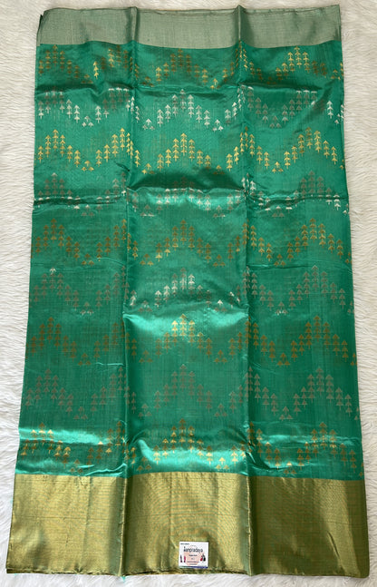 Chanderi Pattu Saree Rama Green colored saree complemented with a Gold & Silver Zari border - Sampradaya Designer Studio