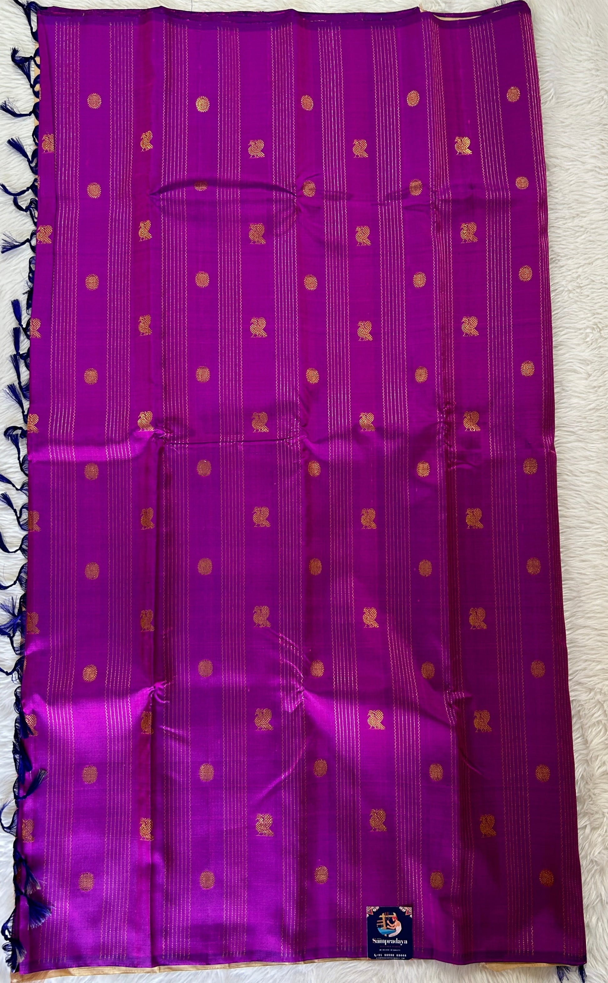 Kanjivaram Festive Silk Saree Pink colored Saree complemented with a borderless Saree. - Sampradaya Designer Studio