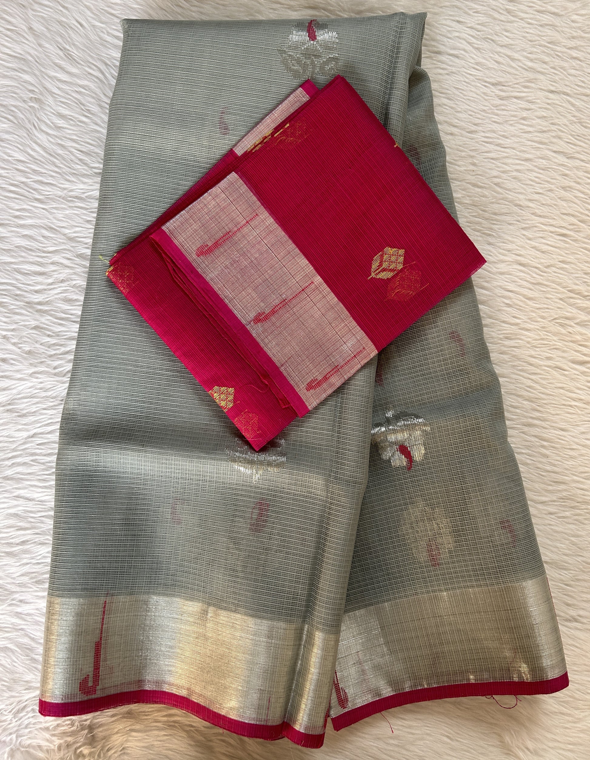 Zarikota saree Gray colored Saree complemented with a Muniya border. - Sampradaya Designer Studio