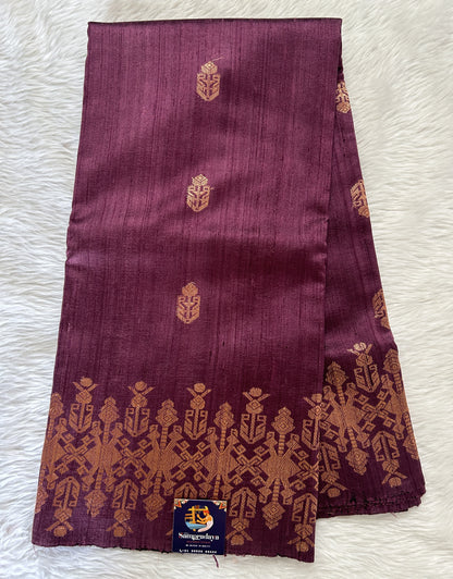 Banarasi Raw Silk Sarees Magenta Colored Saree Complemented With a Intricate Weaving Border - Sampradaya Designer Studio