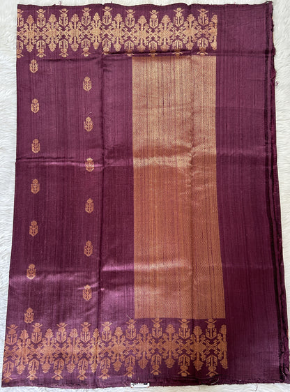 Banarasi Raw Silk Sarees Magenta Colored Saree Complemented With a Intricate Weaving Border - Sampradaya Designer Studio