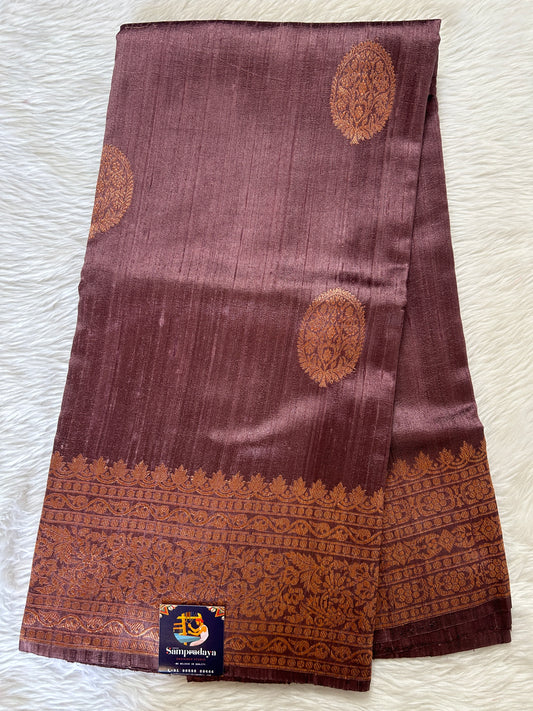 Banarasi Raw Silk Sarees Light Purple Colored Saree Complemented With a Intricate Weaving Border - Sampradaya Designer Studio