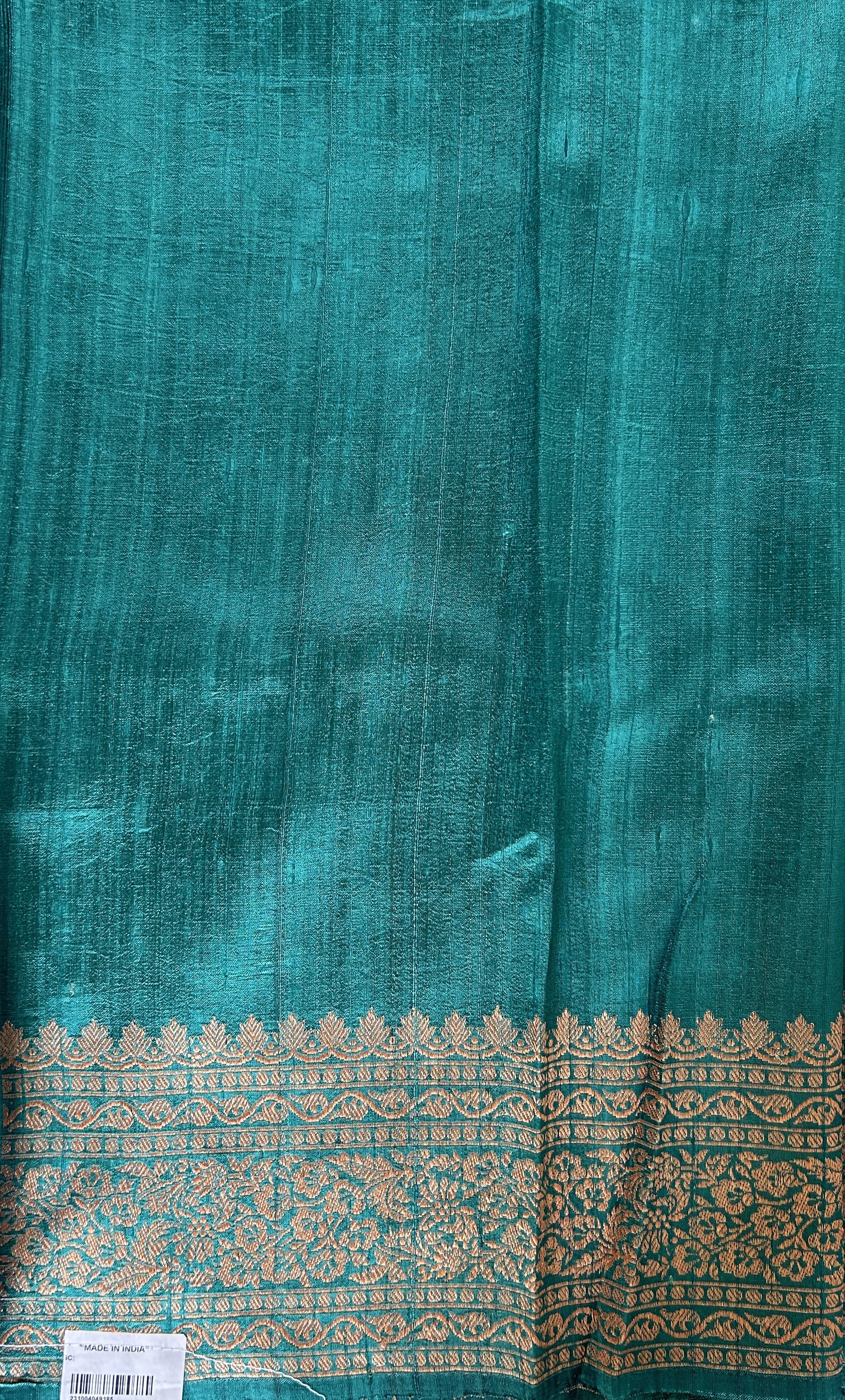 Banarasi Raw Silk Sarees Peacock Green Colored Saree Complemented With a Intricate Weaving Border - Sampradaya Designer Studio