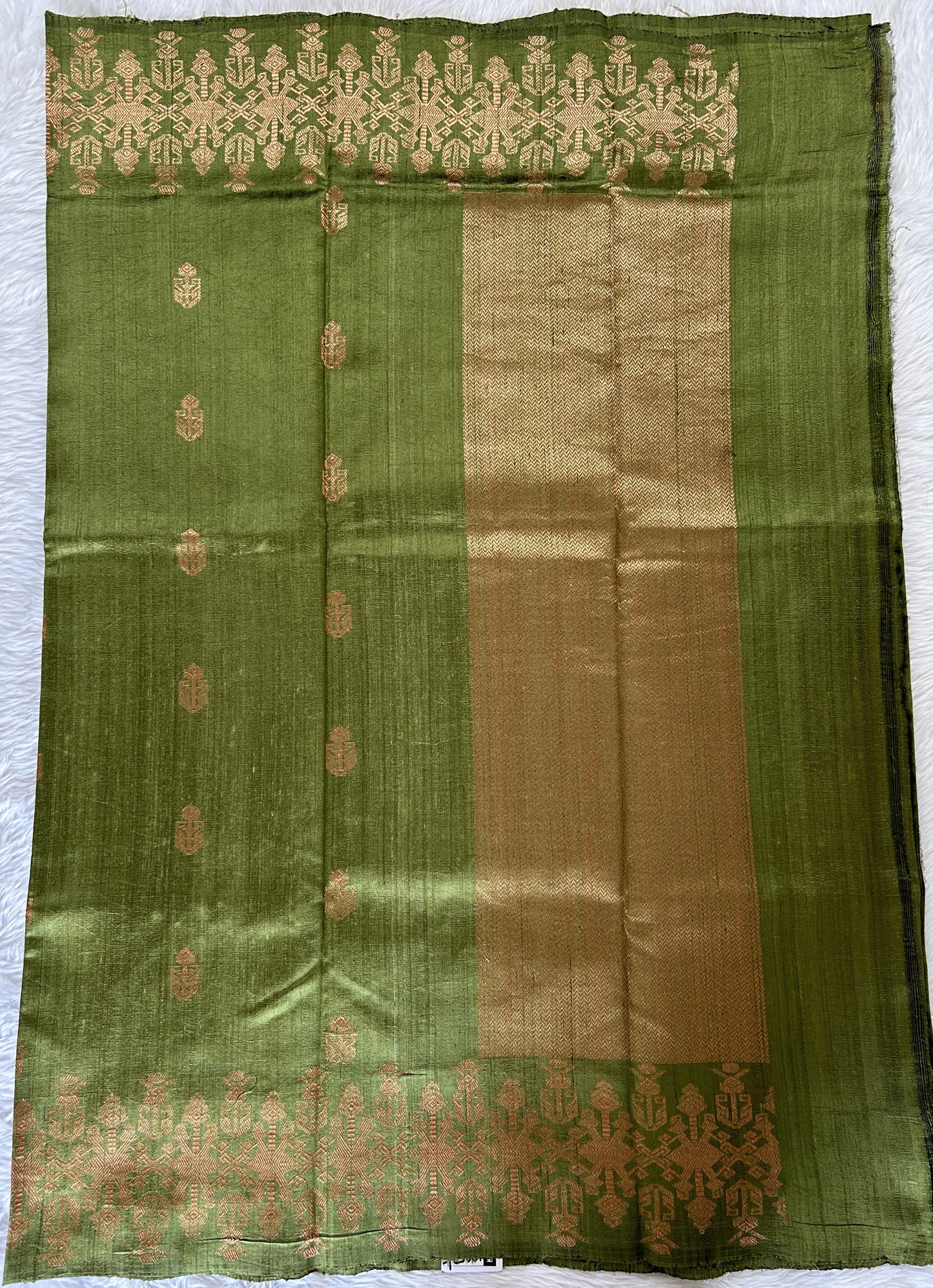 Banarasi Raw Silk Sarees Parrot Green Colored Saree Complemented With a Intricate Weaving Border - Sampradaya Designer Studio