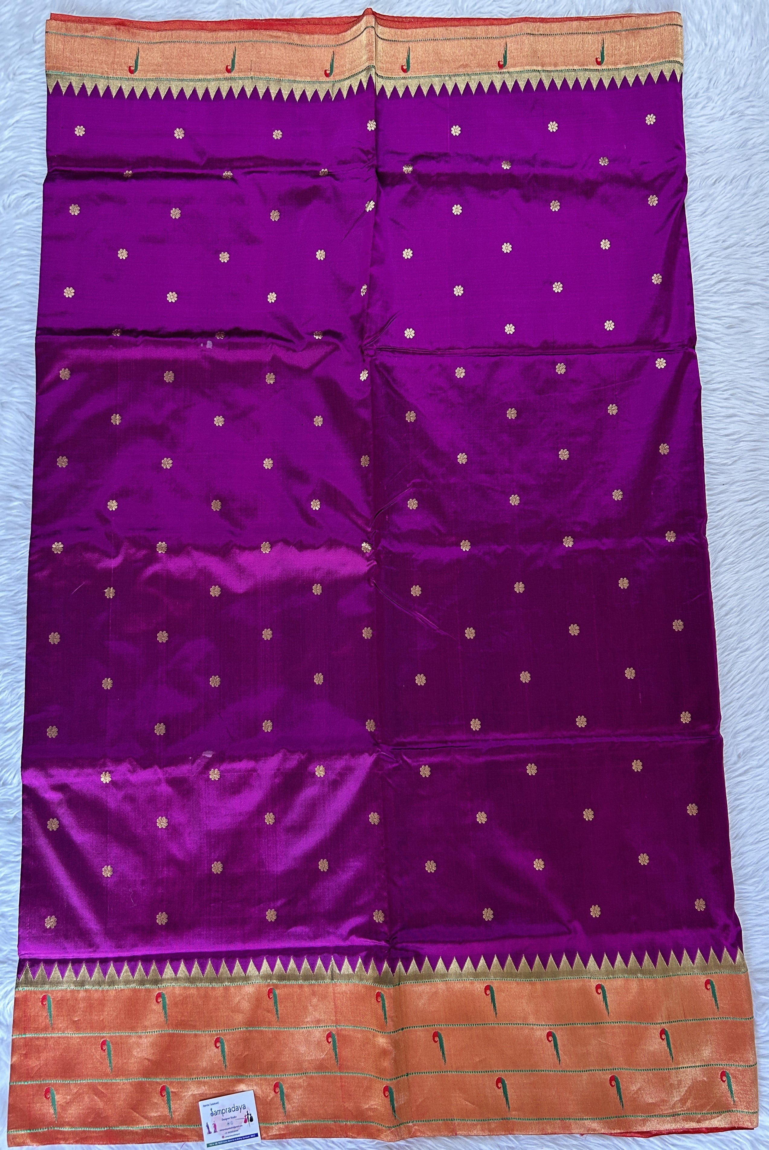 Magenta color paithani silk saree with zari weaving work | Silk sarees,  Zari, Blouse designs