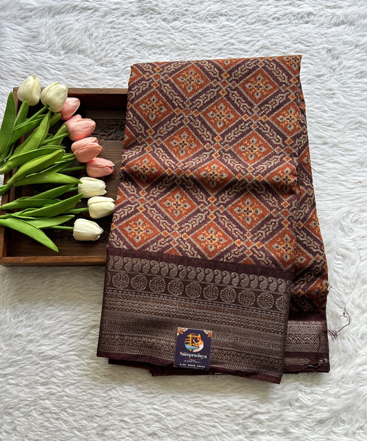 Maheshwari Chanderi Cotton Saree Brown Colored Complemented with a Zari Border. - Sampradaya Designer Studio