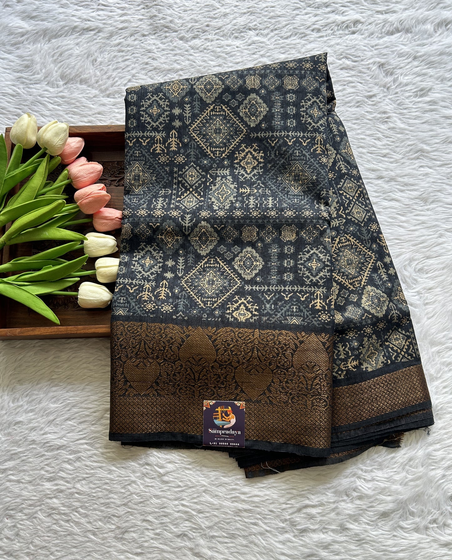 Maheshwari Chanderi Cotton Saree Navy Blue Colored Complemented with a Zari Border. - Sampradaya Designer Studio