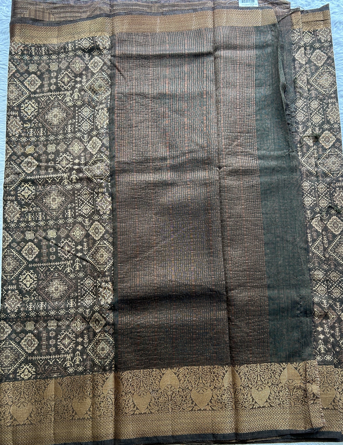 Maheshwari Chanderi Cotton Saree Snuff Colored Complemented with a Zari Border. - Sampradaya Designer Studio