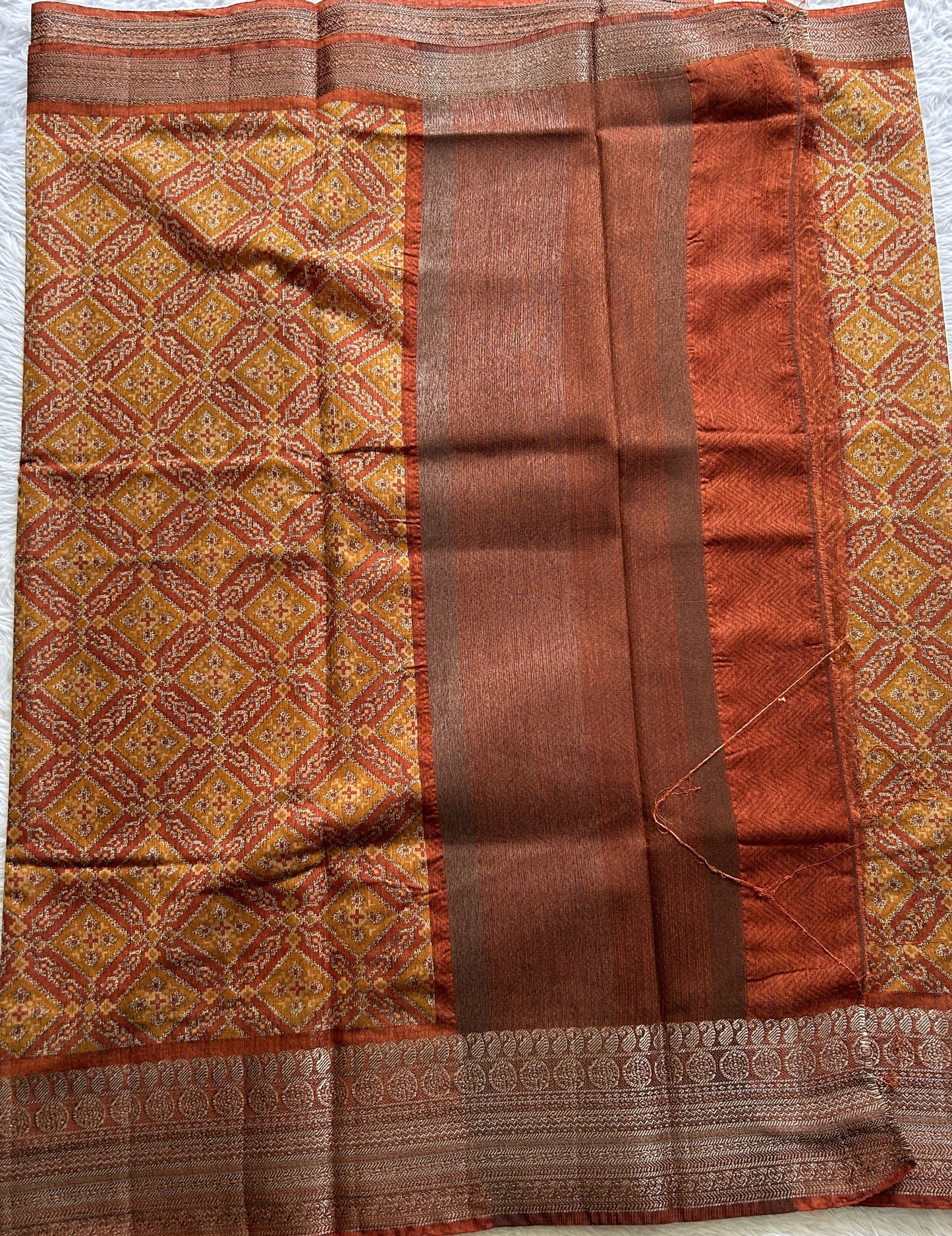 Maheshwari Chanderi Cotton Saree Rust Colored Complemented with a Zari Border. - Sampradaya Designer Studio