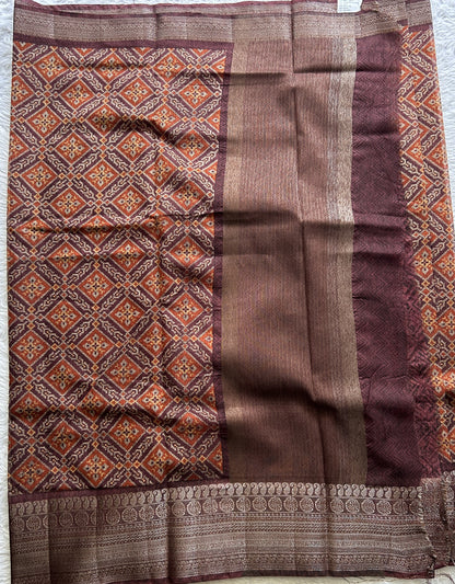 Maheshwari Chanderi Cotton Saree Brown Colored Complemented with a Zari Border. - Sampradaya Designer Studio