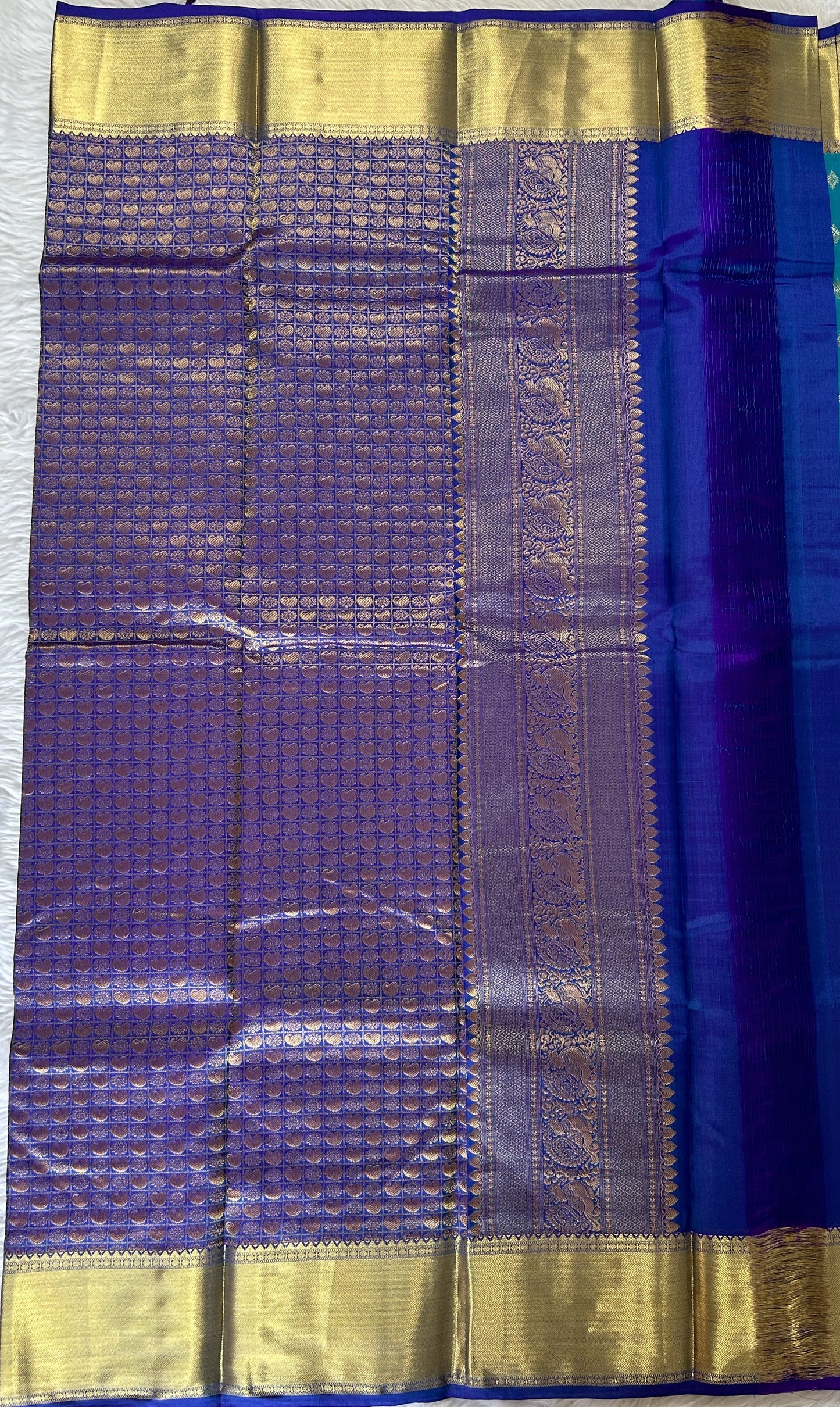 Kanjivaram Powerloom Silk Saree Turquoise Blue colored Saree complemented with a Royal Blue Colored Gold Kanchi border. - Sampradaya Designer Studio