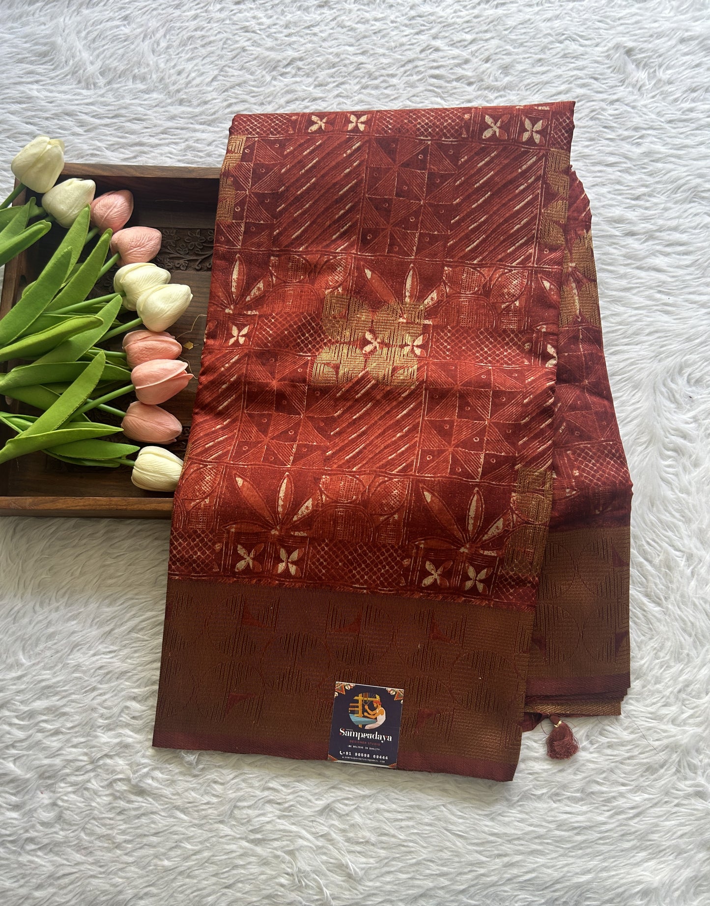 Maheshwari Chanderi Cotton Saree Rust Colored Complemented with a Zari Border. - Sampradaya Designer Studio