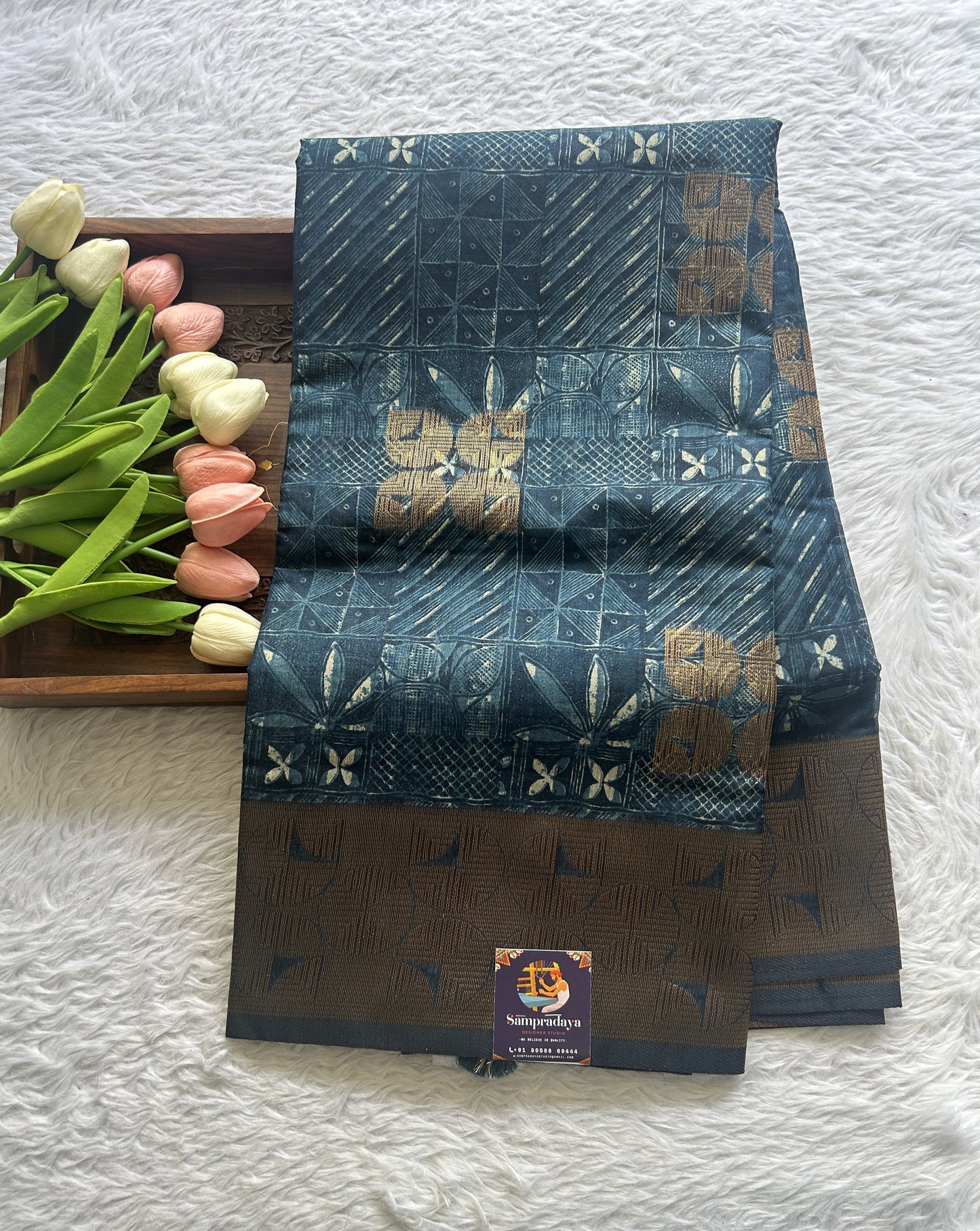 Maheshwari Chanderi Cotton Saree Navy Blue Colored Complemented with a Zari Border. - Sampradaya Designer Studio