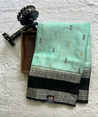 Gadwal Pattu Saree Sea Green Colored Complemented With a Zari Border - Sampradaya Designer Studio