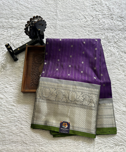 Gadwal Pattu Saree Purple Colored Complemented With a Gray Color Zari Border - Sampradaya Designer Studio