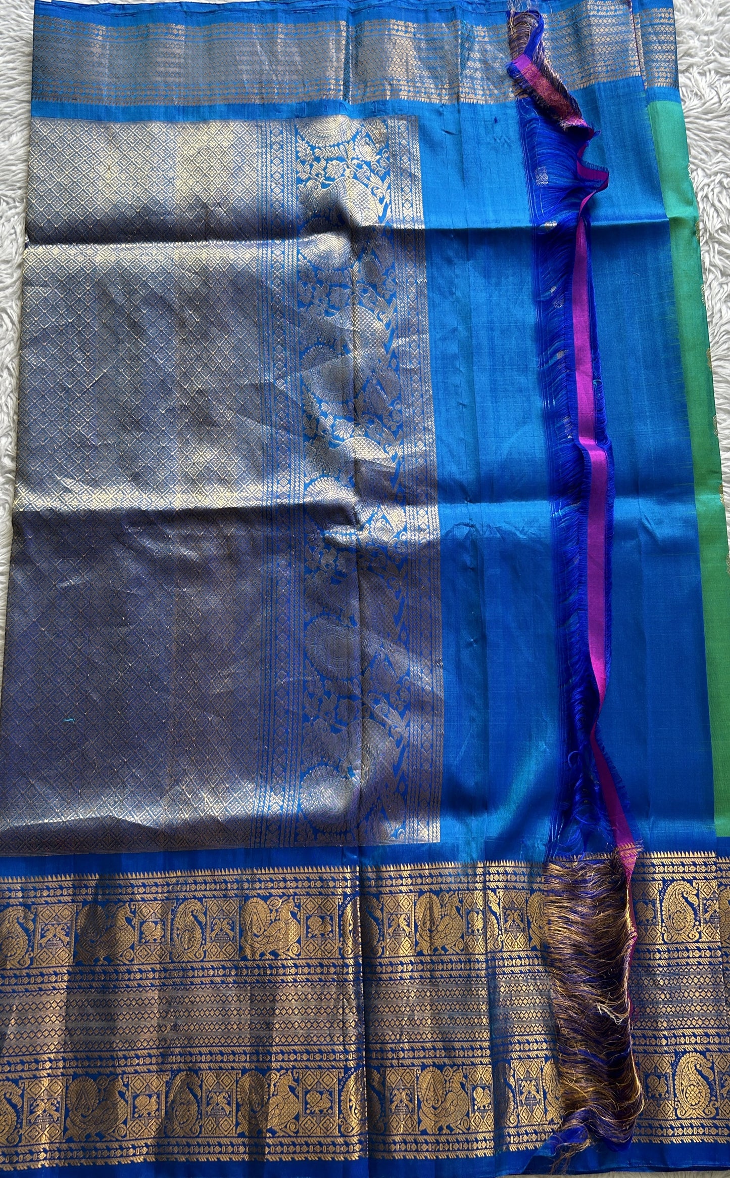 Gadwal Pattu Saree Aqua Green Colored Complemented With a Blue Color Zari Border - Sampradaya Designer Studio