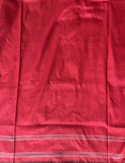 Ikkat Pattu Saree Cream colored complemented with a Patola border.