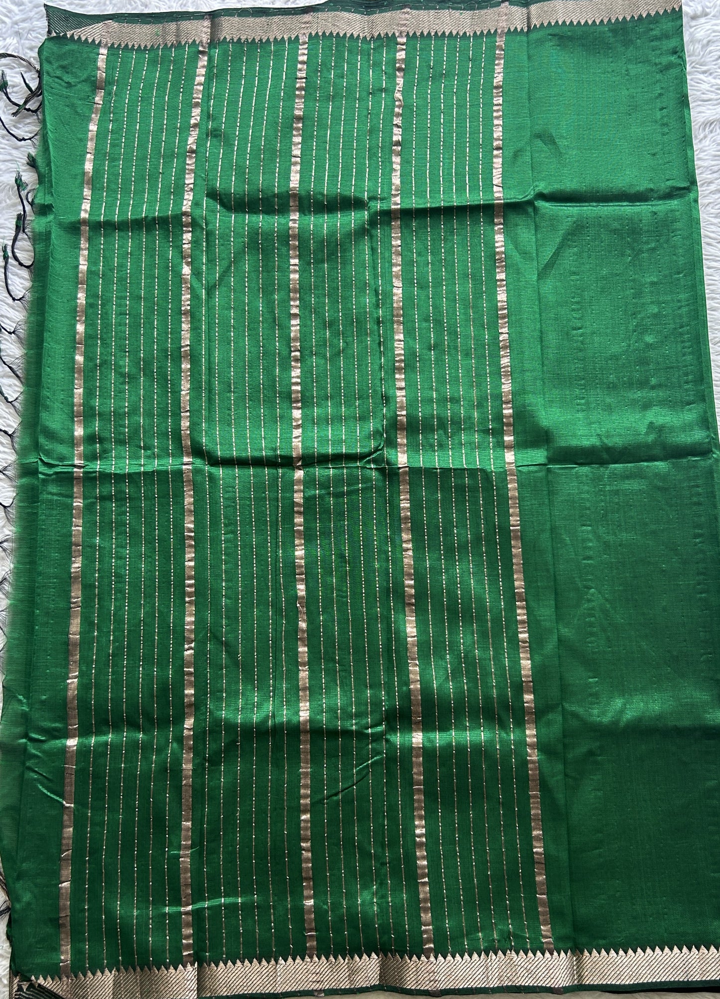 Mangalagiri Plain Pattu Saree Green colored complemented with a Zari Border - Sampradaya Designer Studio