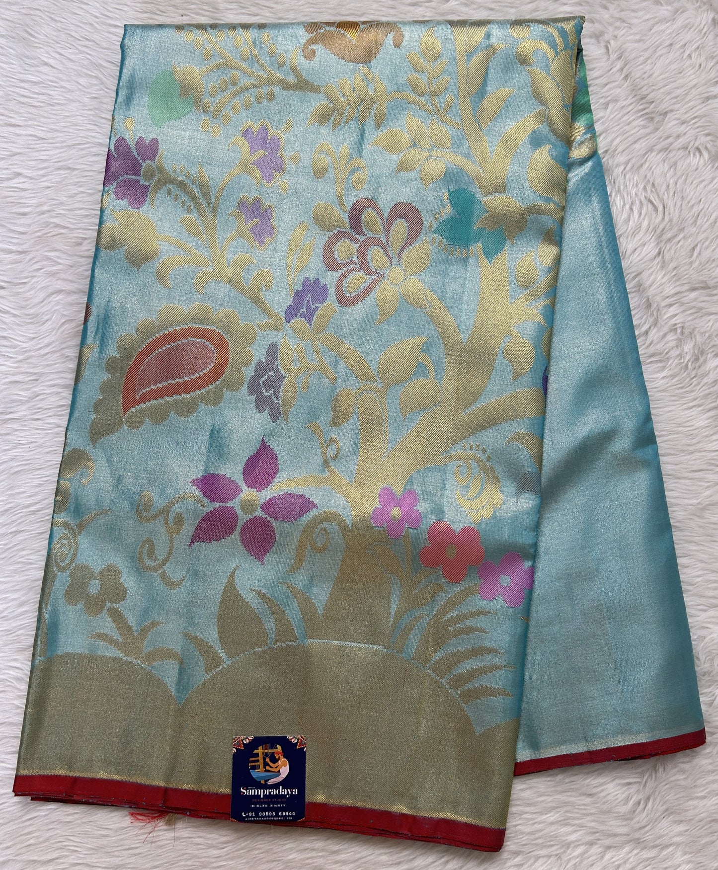 Kanjivaram Bridal Silk Saree Blue colored Saree complemented with a borderless Saree. - Sampradaya Designer Studio