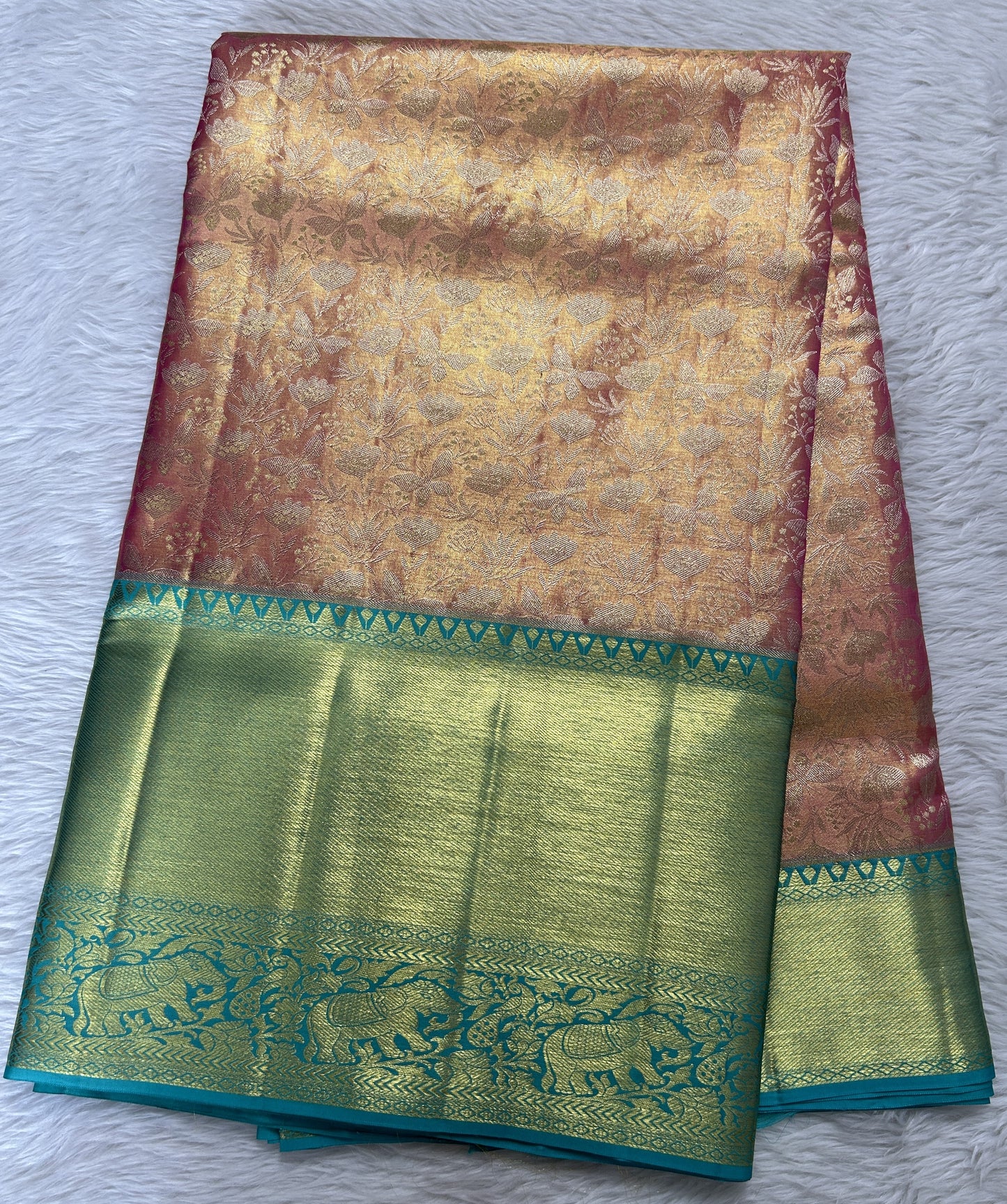 Kanjivaram Bridal Silk Saree Pink colored Saree complemented with a Cyan Color Gold Zari Weaving border. - Sampradaya Designer Studio