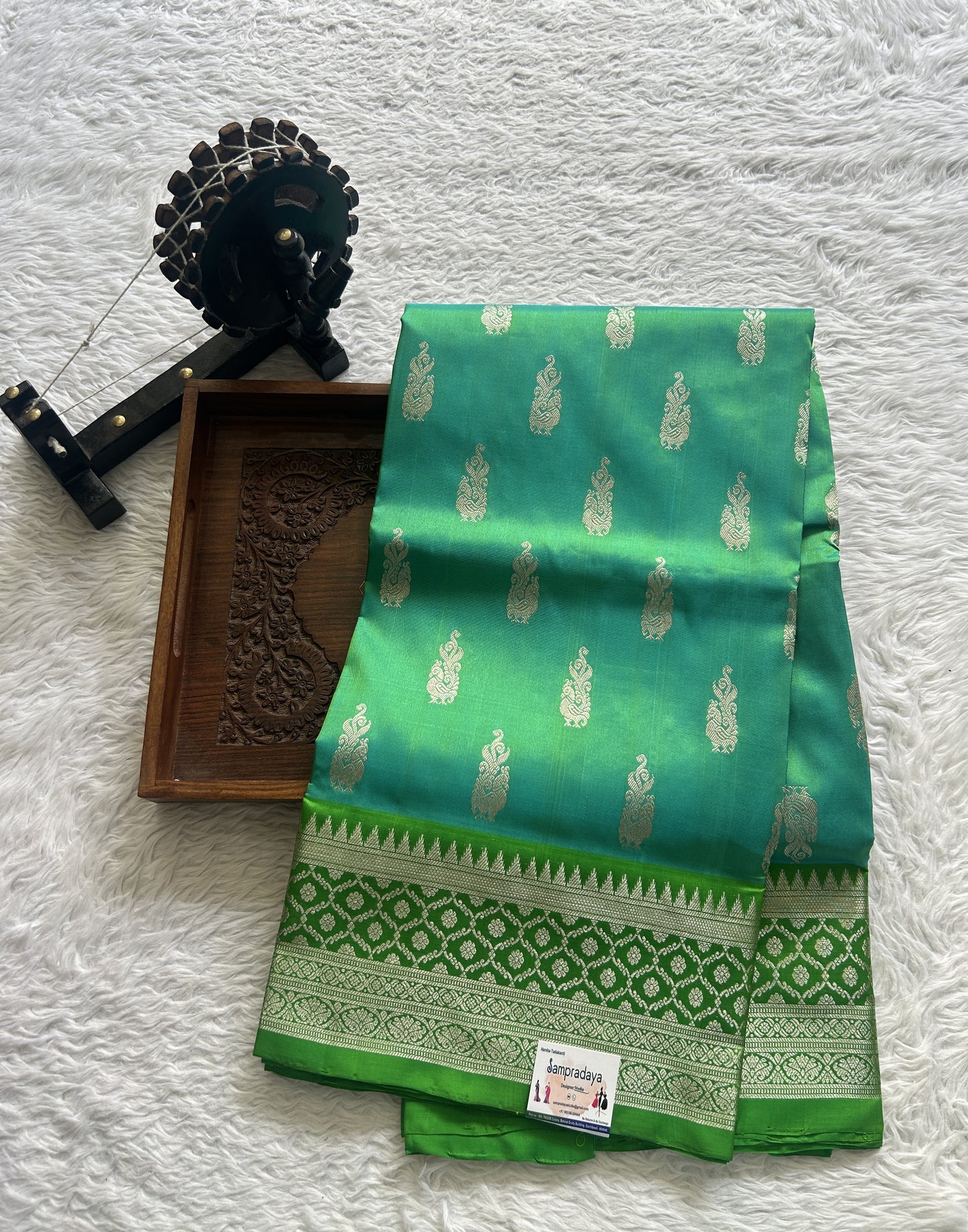 Venkatagiri Pattu Saree Rama Green Colored Complemented With a Zari Border.