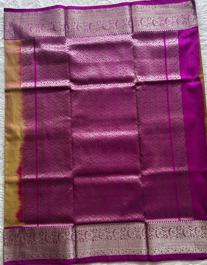 Venkatagiri Pattu Saree Onion Pink Colored Complemented With a Zari Border.