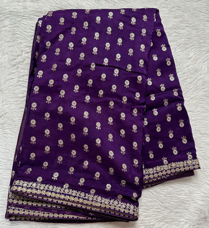 Banarasi Georgette Silk Saree Purple colored Saree complemented with a borderless Saree. - Sampradaya Designer Studio