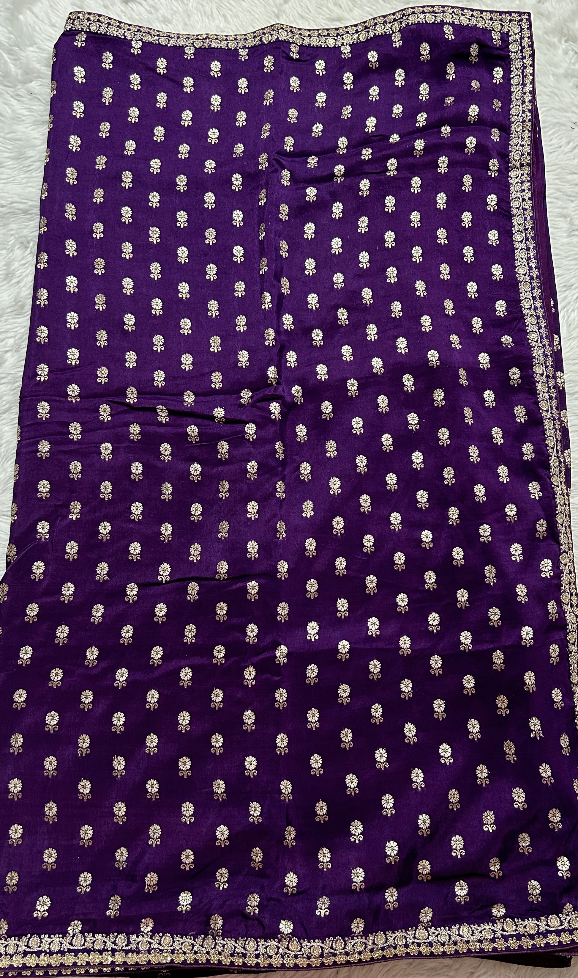 Banarasi Georgette Silk Saree Purple colored Saree complemented with a borderless Saree. - Sampradaya Designer Studio