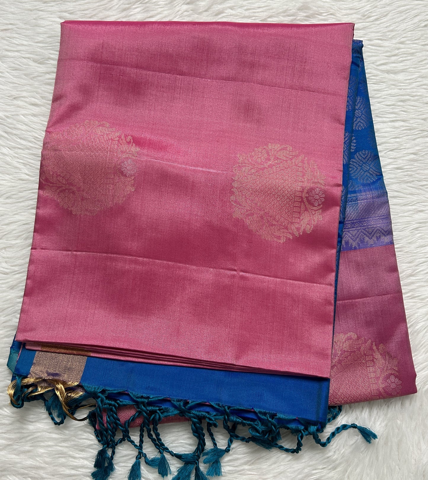 Kanjivaram Festive Soft Silk Saree Pink colored complemented with a Blue Colored Gold zari border. - Sampradaya Designer Studio