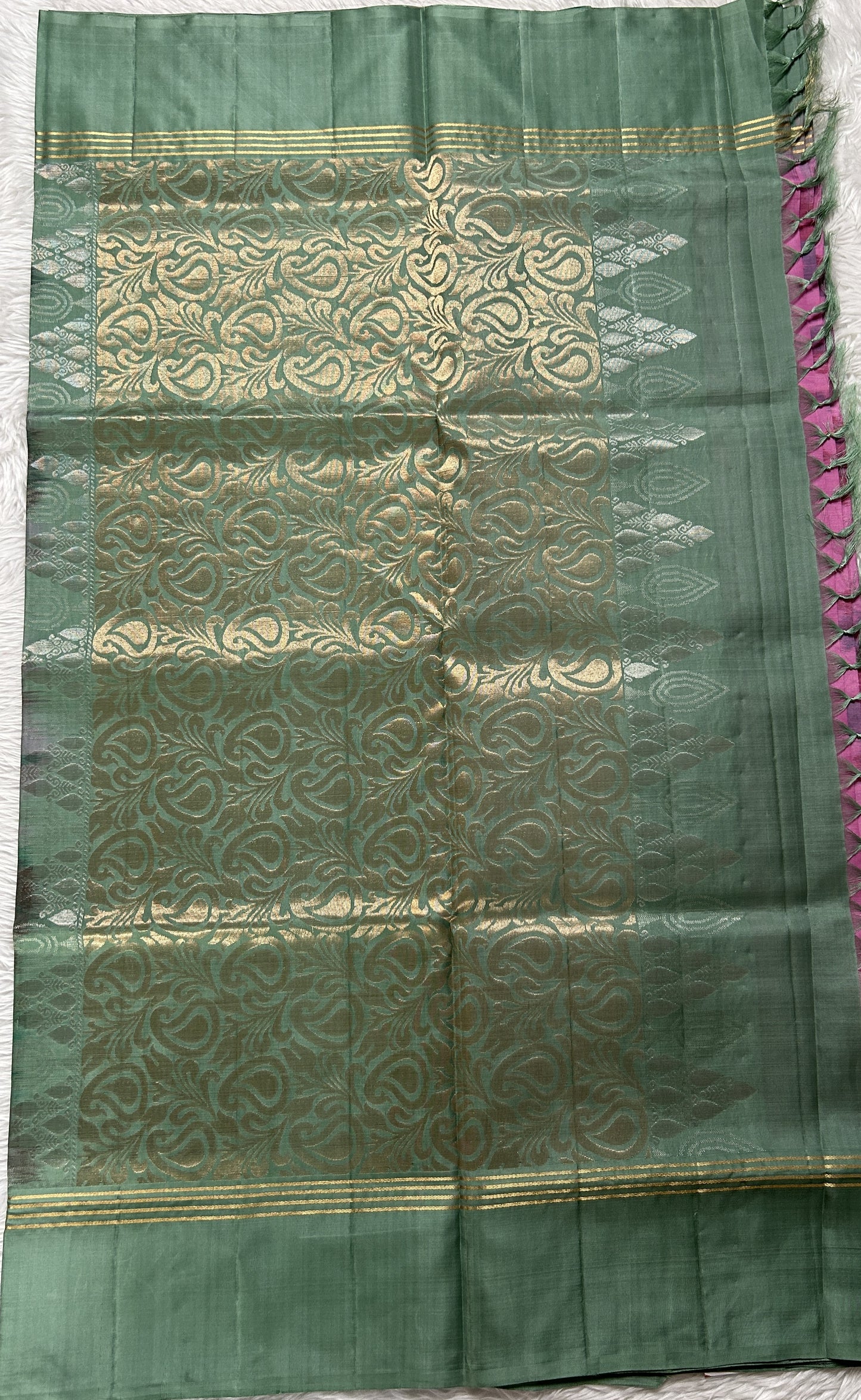 Kanjivaram Festive Soft Silk Saree Lavender colored Saree complemented with a Olive Green Colored Plain border. - Sampradaya Designer Studio