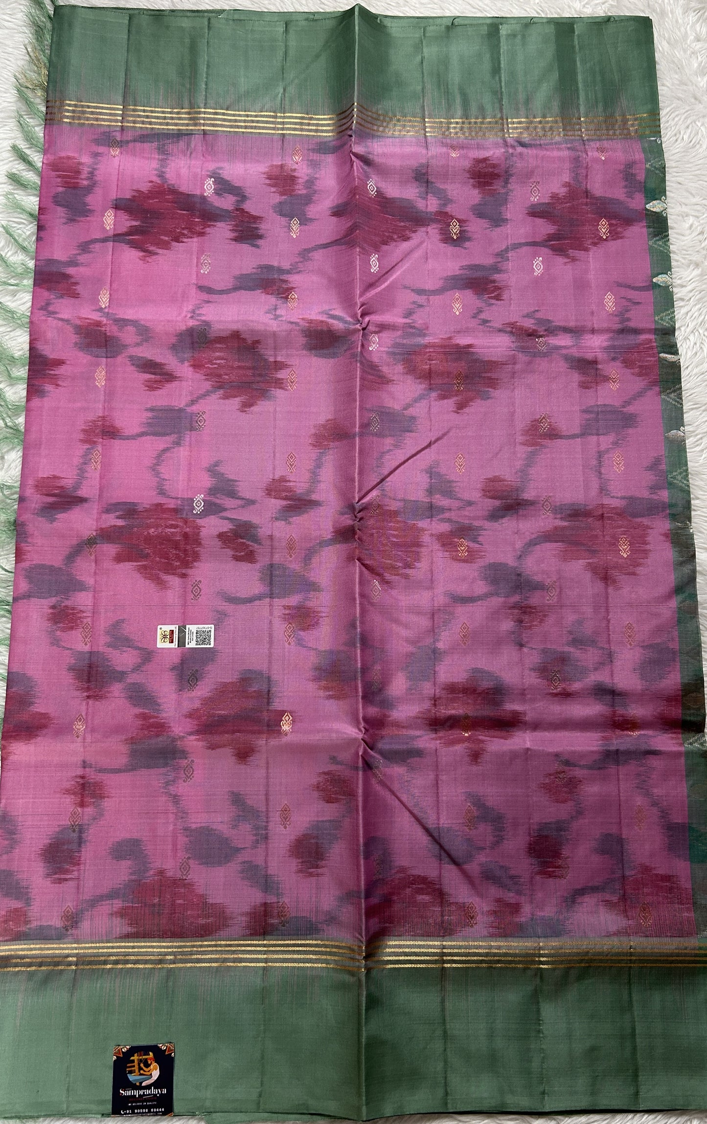 Kanjivaram Festive Soft Silk Saree Lavender colored Saree complemented with a Olive Green Colored Plain border. - Sampradaya Designer Studio