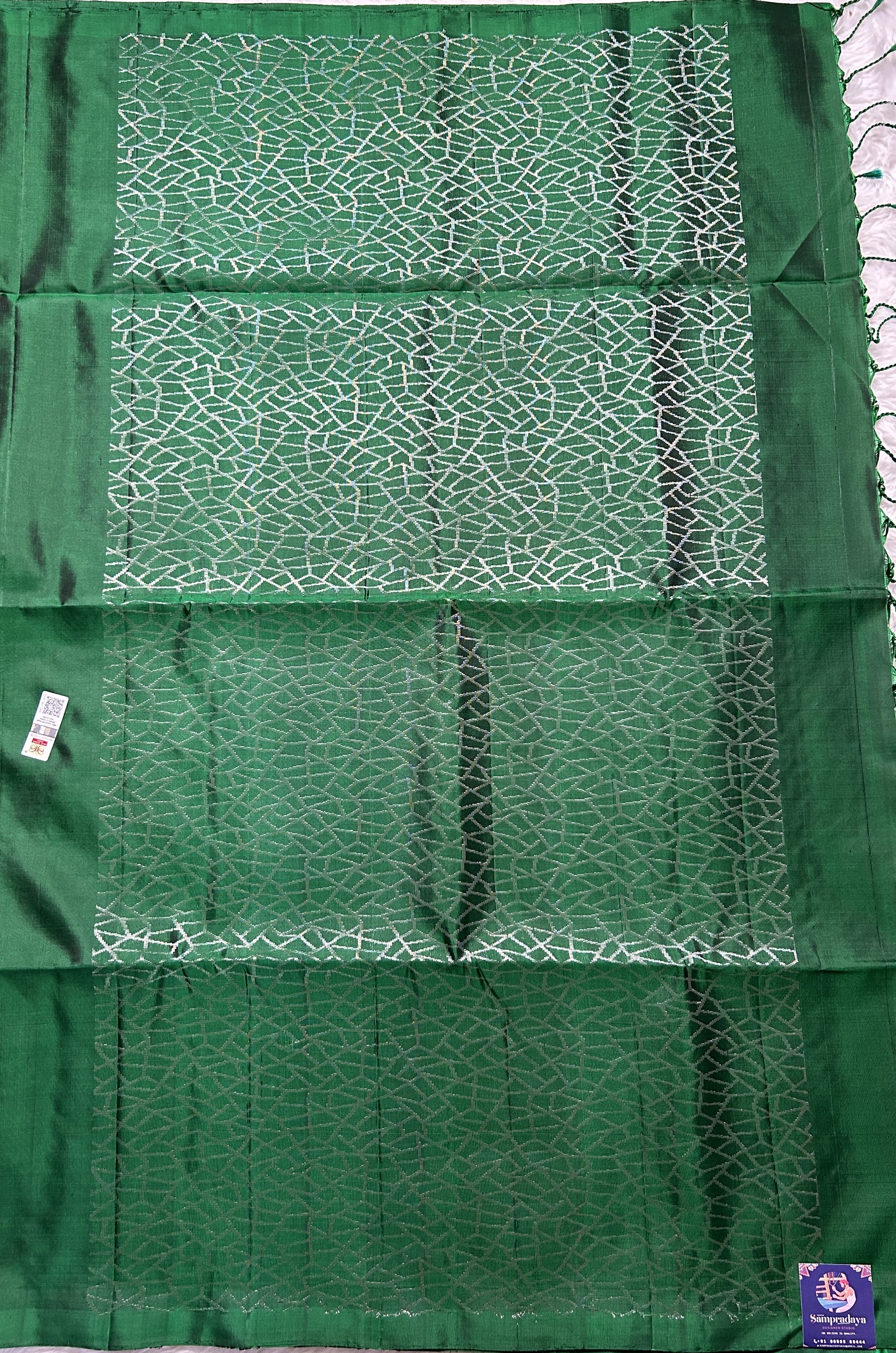 Kanjivaram Festive Soft Silk Saree Bottle Green colored complemented with a borderless Saree. - Sampradaya Designer Studio