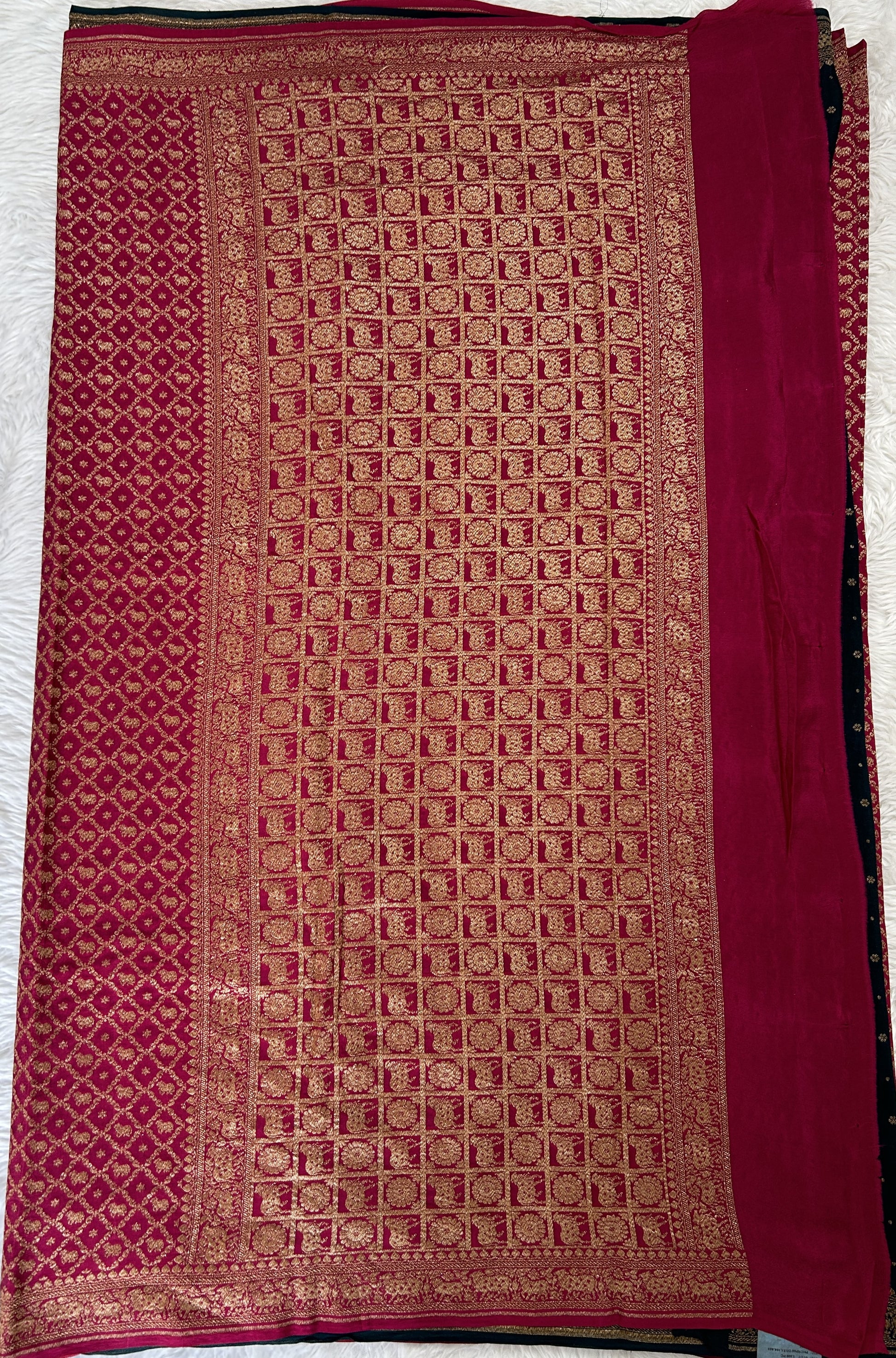 Banarasi Georgette Saree Pink Colored Complemented with a Zari Border. - Sampradaya Designer Studio