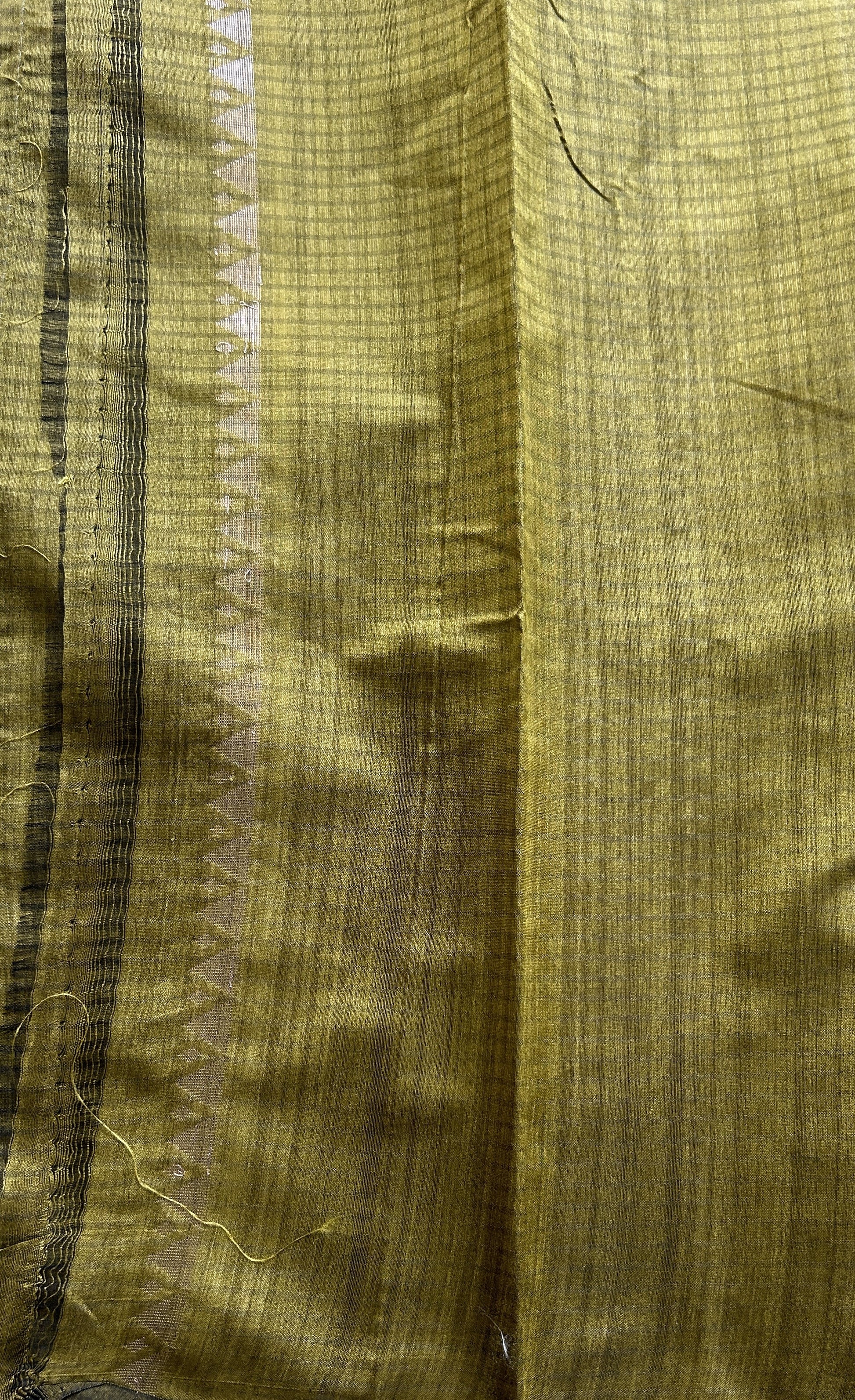 Semi Tussar Saree Olive Green Colored complemented with a Borderless. - Sampradaya Designer Studio