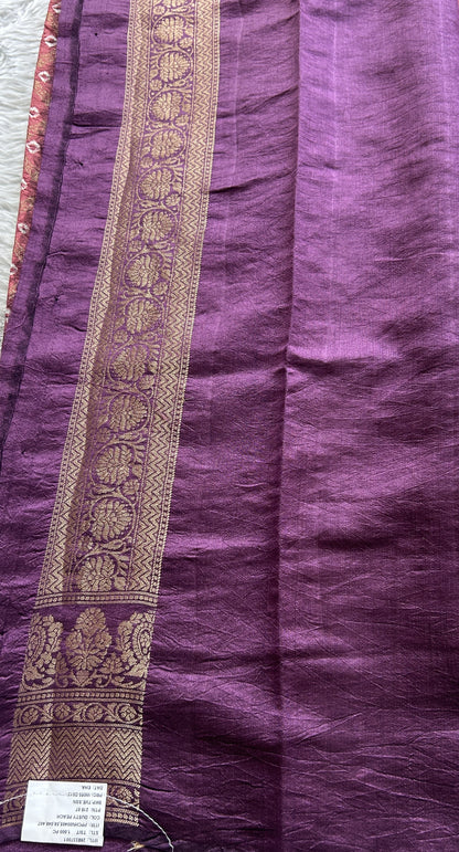 Banarasi Chiniya Silk Saree Onion Pink Colored Complemented with a Purple Color Zari Border. - Sampradaya Designer Studio