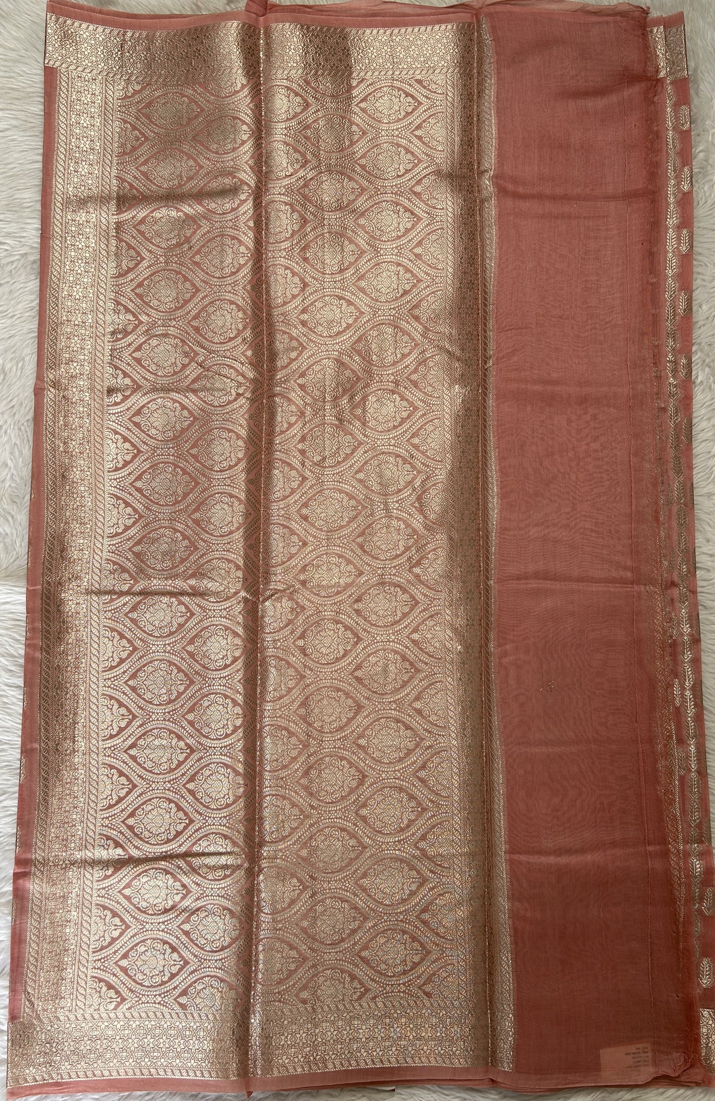 Maheshwari Chanderi Cotton Saree Pink Colored Complemented with a Zari Border. - Sampradaya Designer Studio