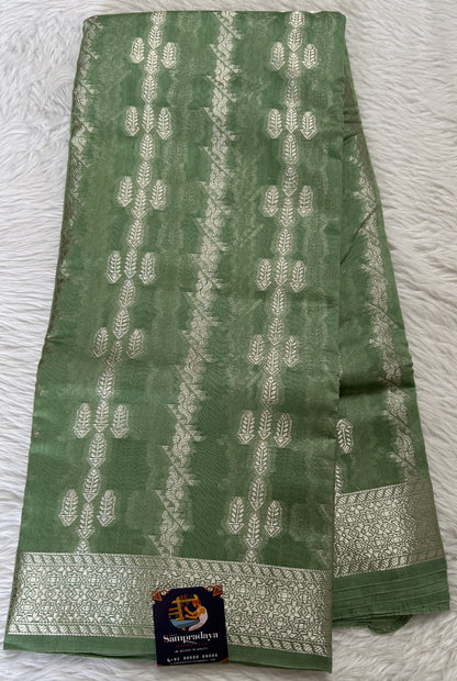 Maheshwari Chanderi Cotton Saree Green Colored Complemented with a Zari Border. - Sampradaya Designer Studio