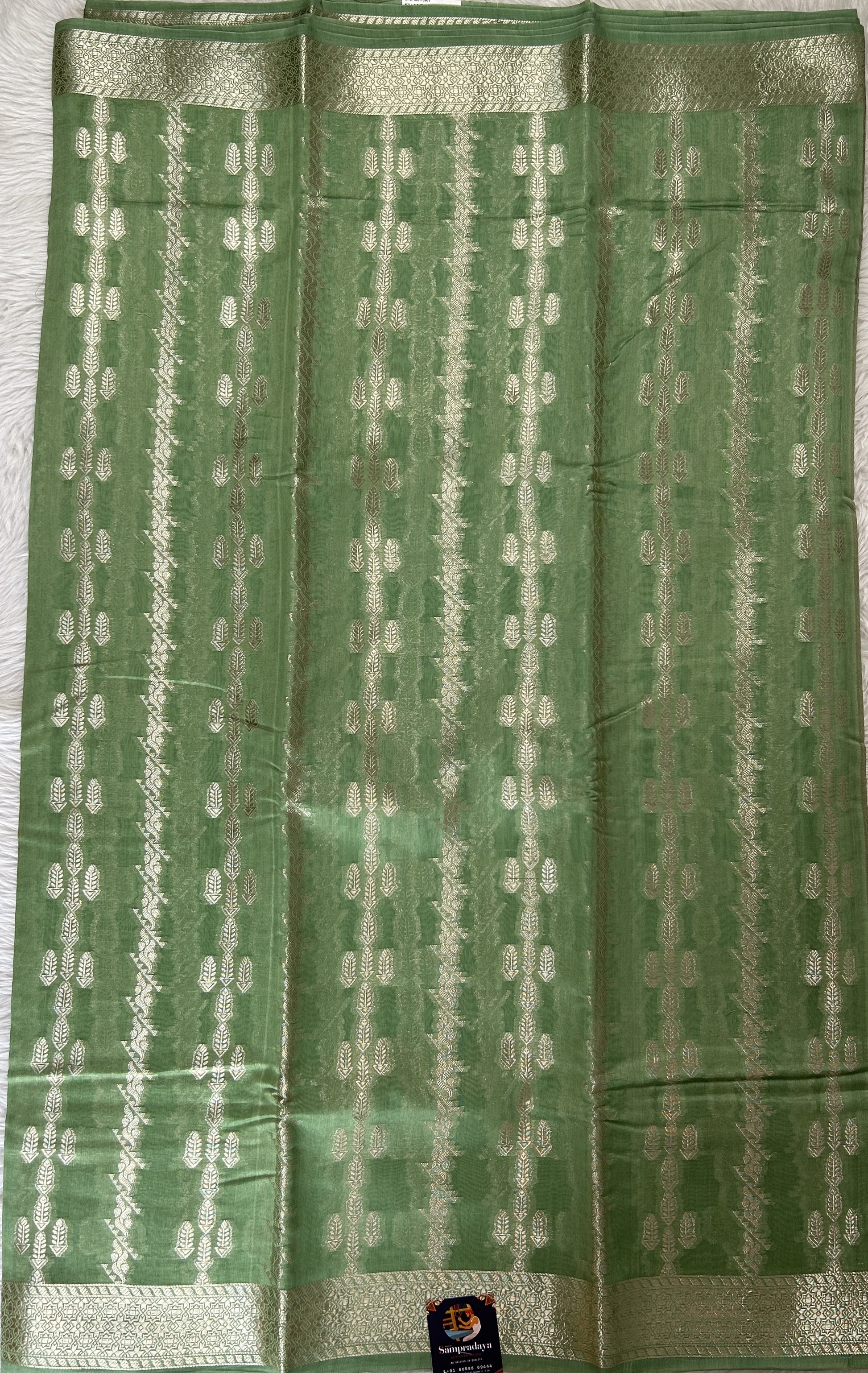 Maheshwari Chanderi Cotton Saree Green Colored Complemented with a Zari Border. - Sampradaya Designer Studio