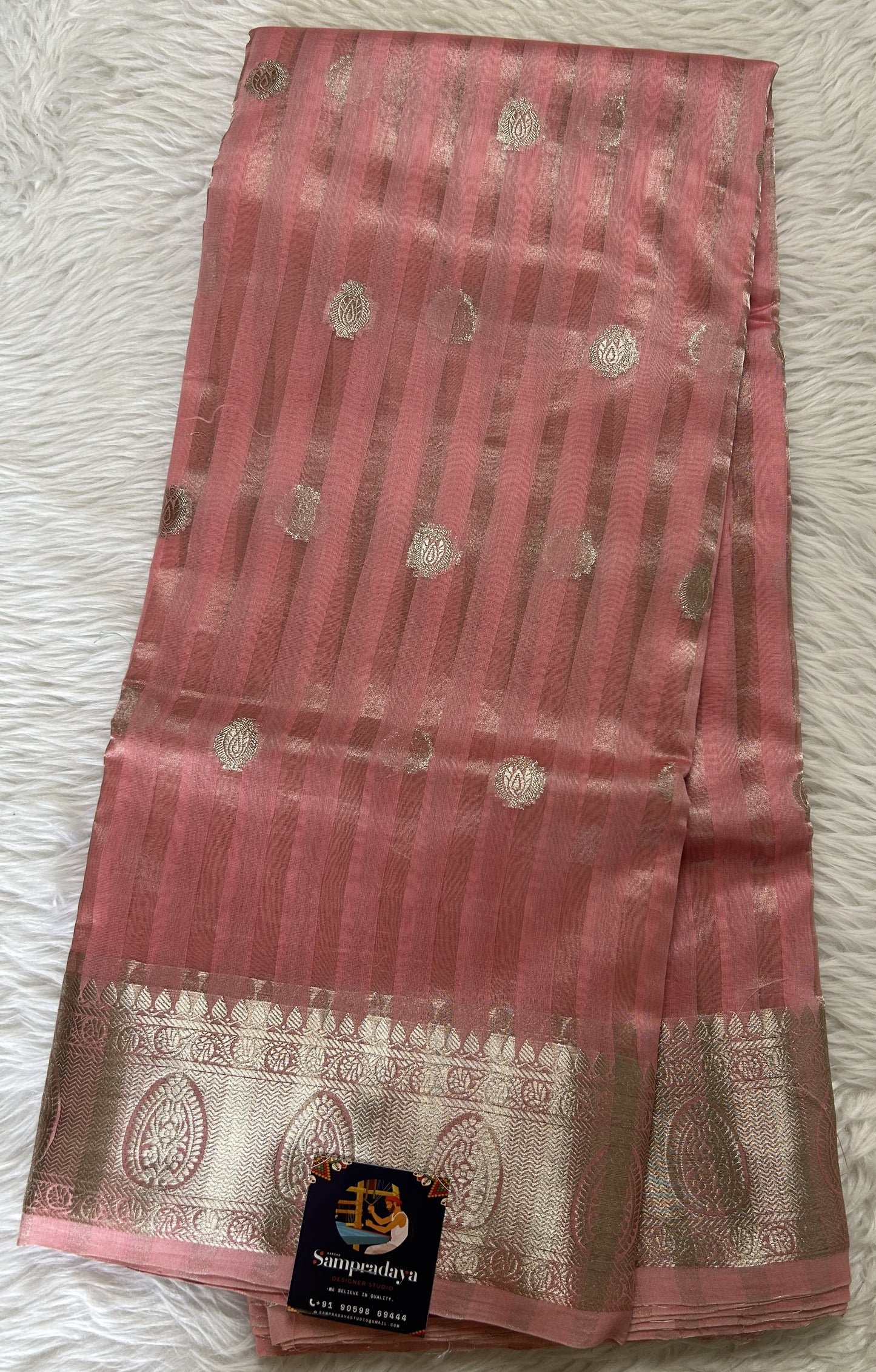 Maheshwari Chanderi Cotton Saree Pink Colored Complemented with a Zari Border. - Sampradaya Designer Studio