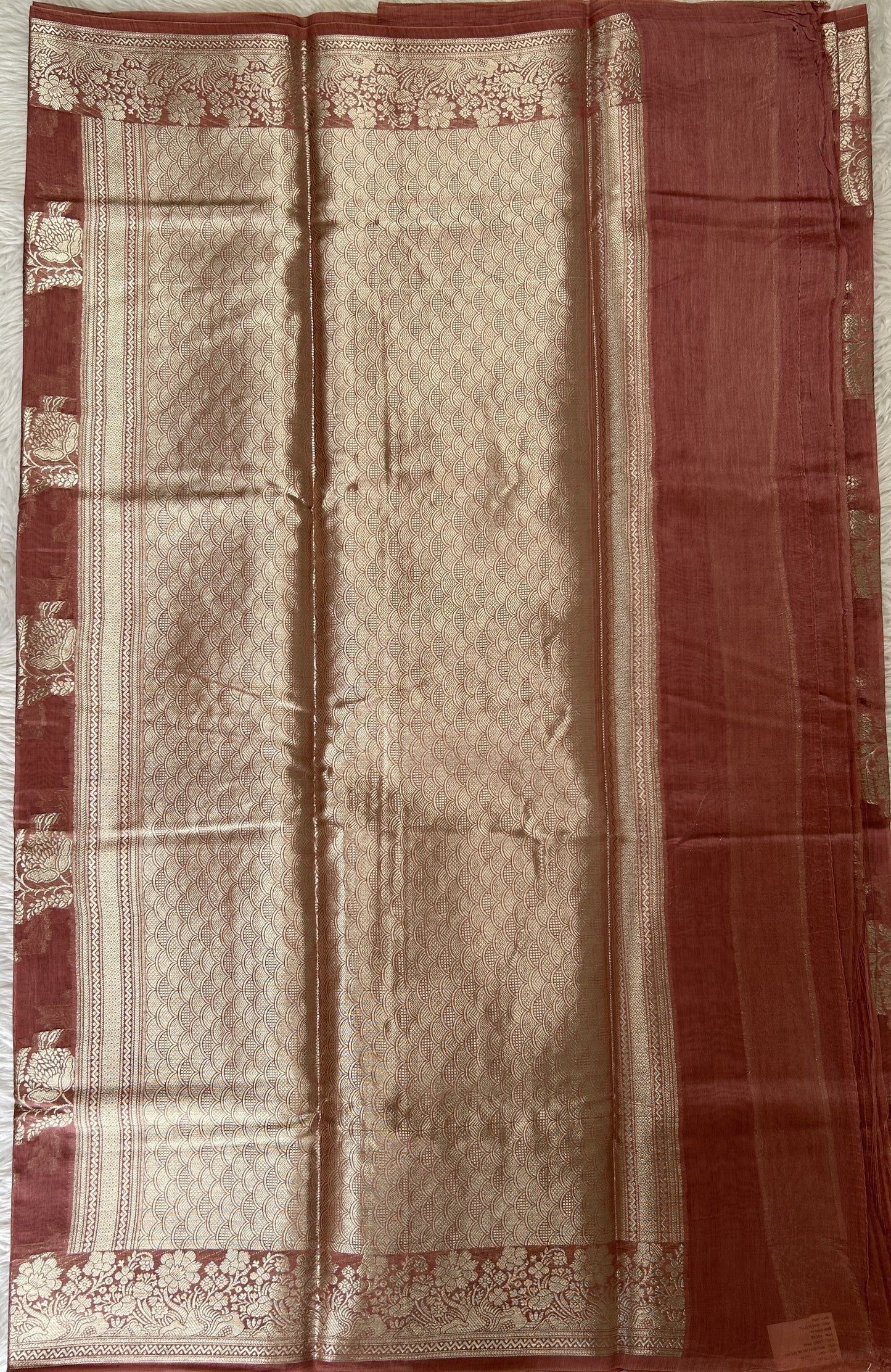 Maheshwari Chanderi Cotton Saree Onion Pink Colored Complemented with a Zari Border. - Sampradaya Designer Studio