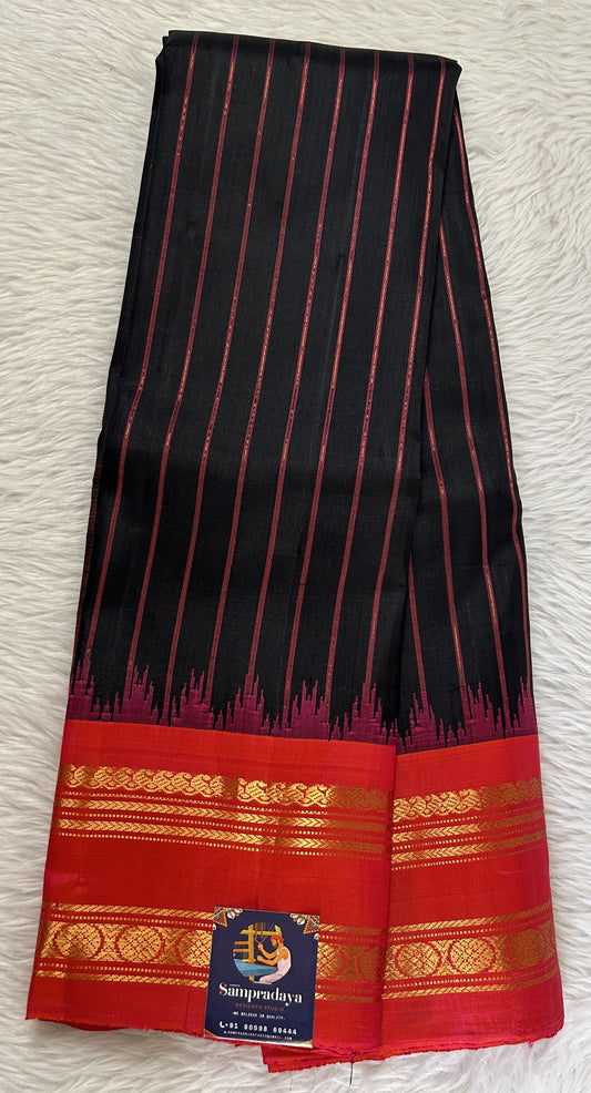 Gadwal Pattu Black Colored Saree Complemented With a Pink Color Kanchi Gap Border - Sampradaya Designer Studio