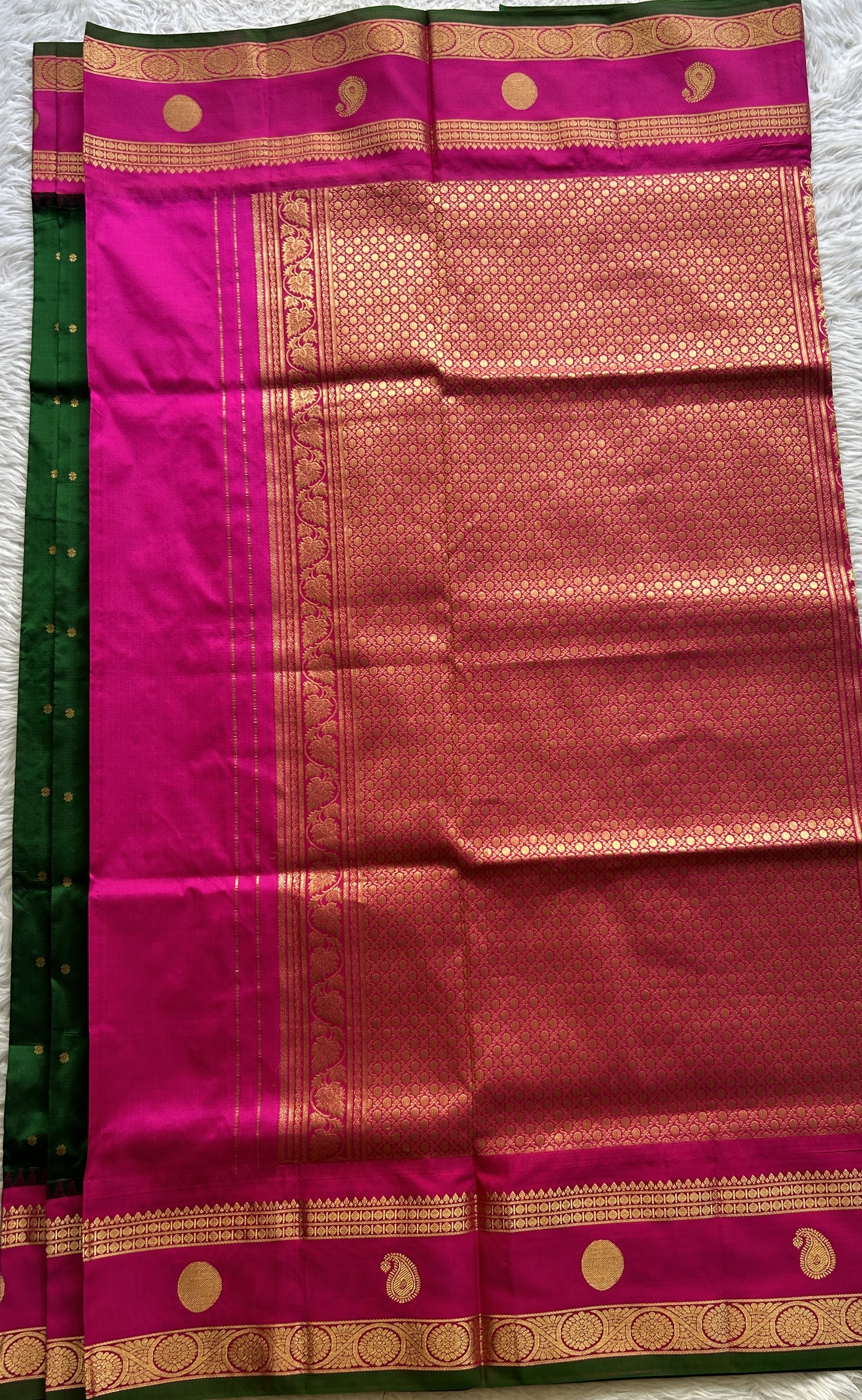 Narayanpet Silk Saree Bottle Green Colored Complemented with a Pink Zari Border. - Sampradaya Designer Studio