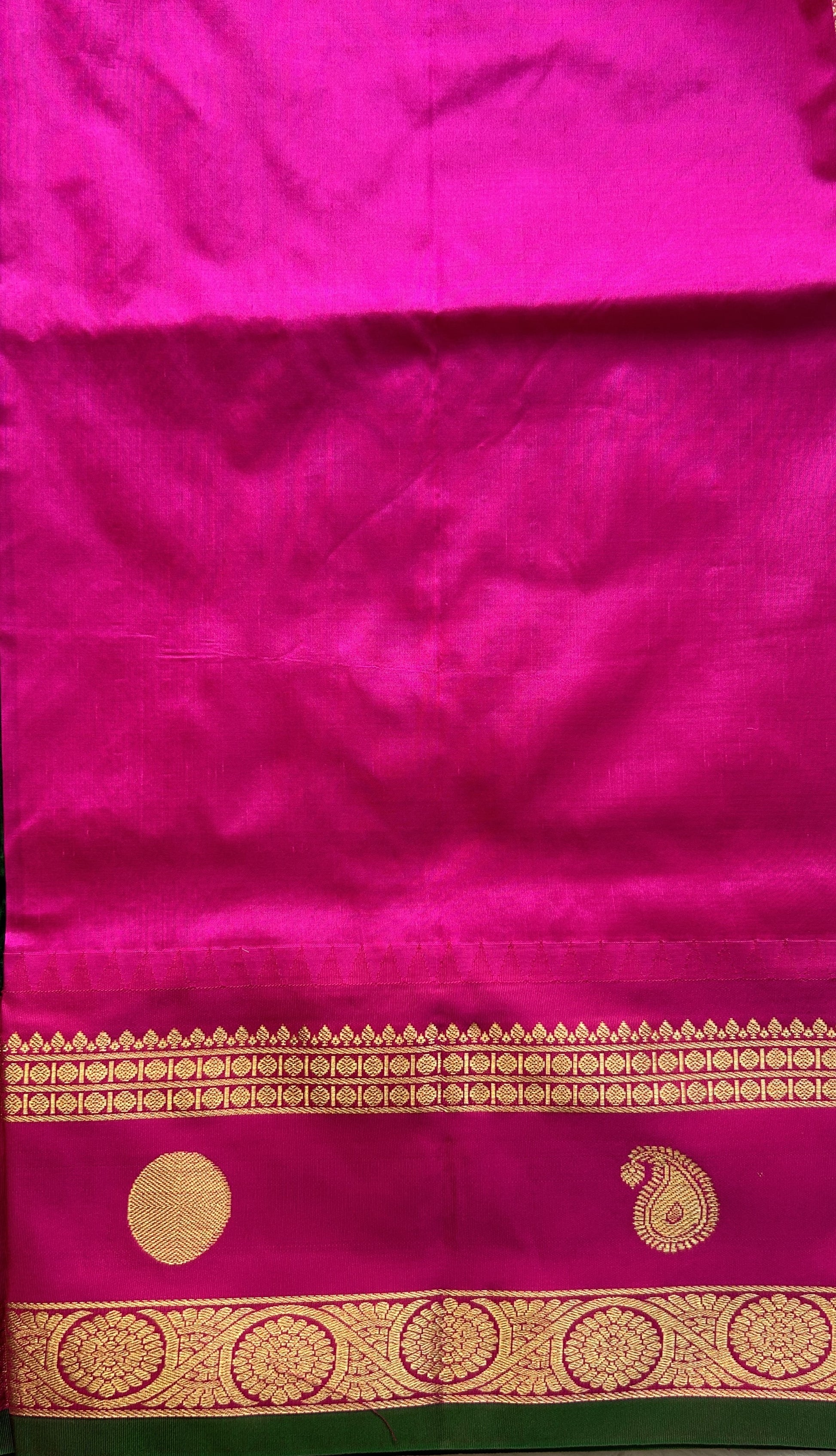 Narayanpet Silk Saree Bottle Green Colored Complemented with a Pink Zari Border. - Sampradaya Designer Studio