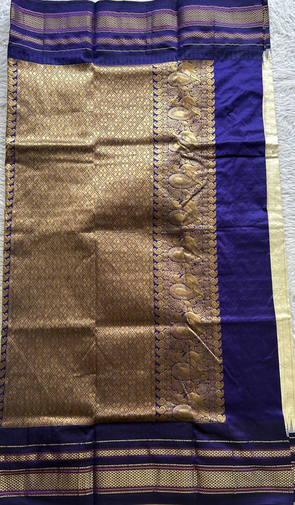 Narayanpet Silk Checks Saree Cream Colored Complemented with a Zari Border. - Sampradaya Designer Studio