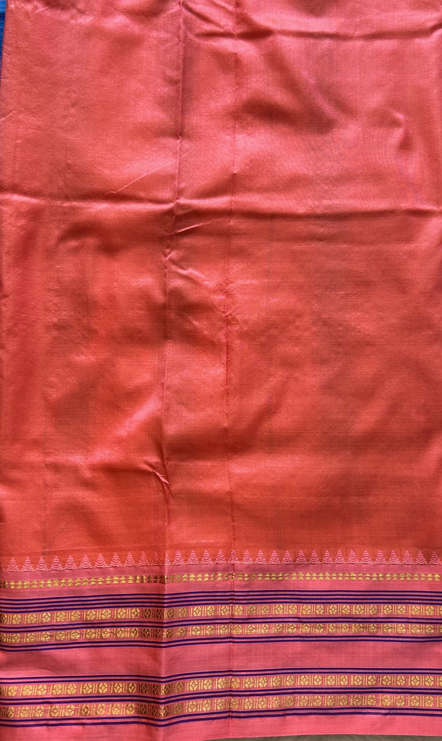 Narayanpet Silk Checks Saree Cobalt Blue Colored Complemented with a Peach Zari Border.