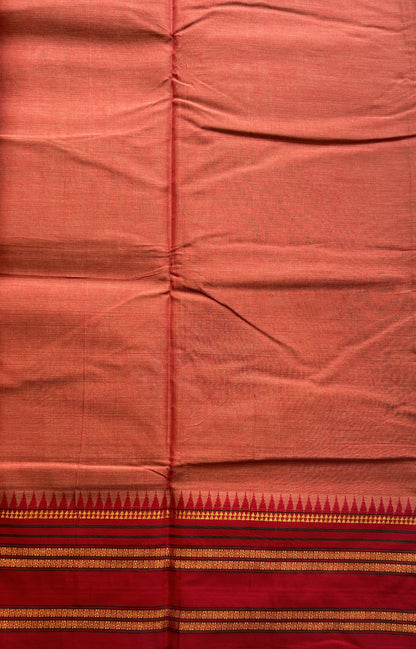 Narayanpet Cotton Saree Rust Colored Complemented with a Thread Border.