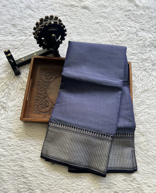 Narayanpet Cotton Saree Ink Blue Colored Complemented with a Thread Border.