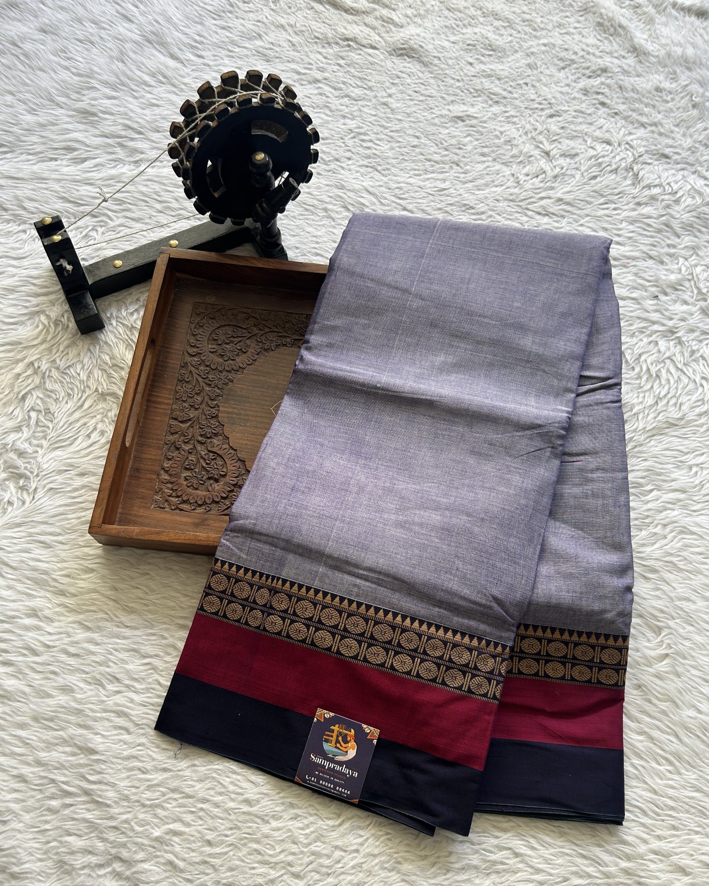 Narayanpet Cotton Saree Dark Lavender Colored Complemented with a Gap Border.