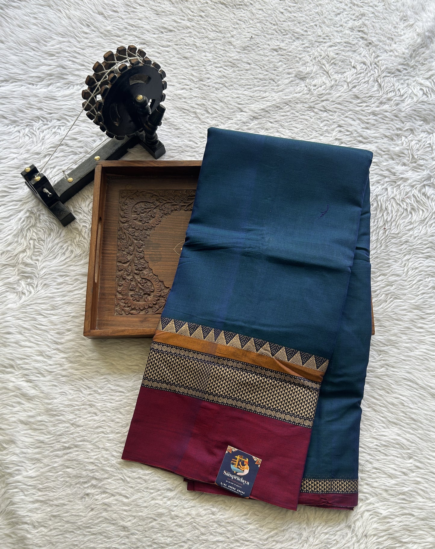 Narayanpet Cotton Saree Peacock Blue Colored Complemented with a Double Border.